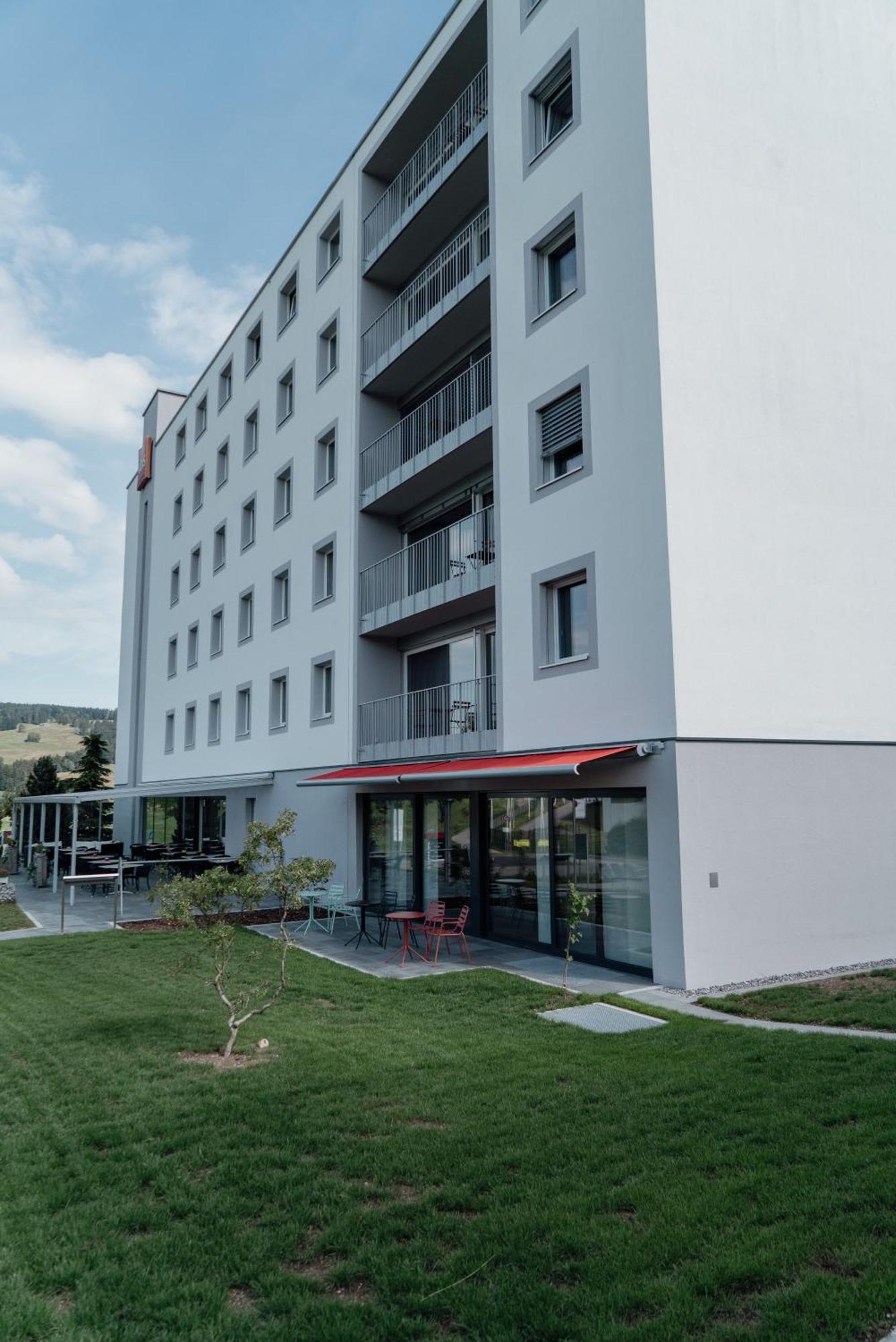 Ibis Bulle - La Gruyere Swiss Bike Hotel Exterior photo