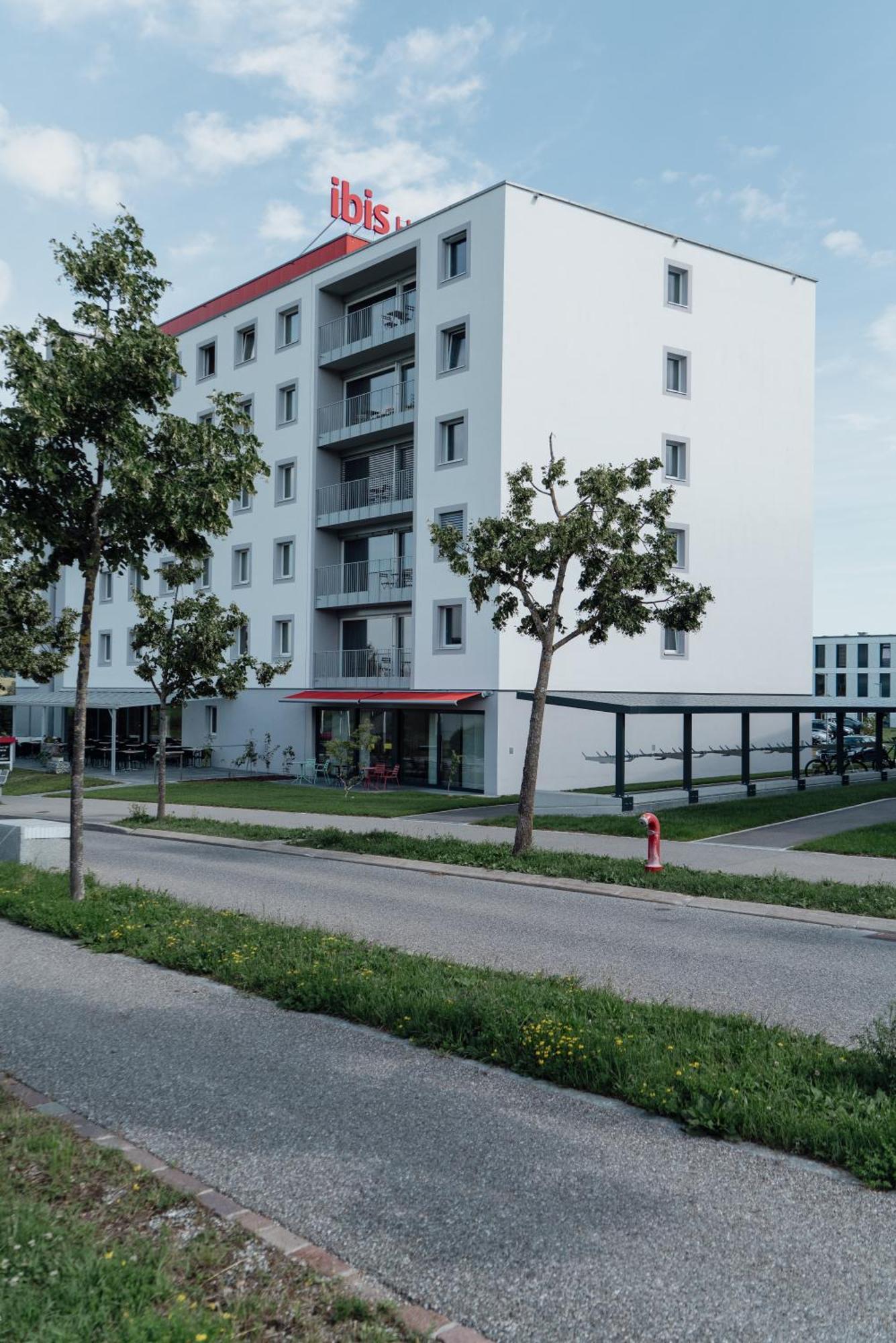 Ibis Bulle - La Gruyere Swiss Bike Hotel Exterior photo