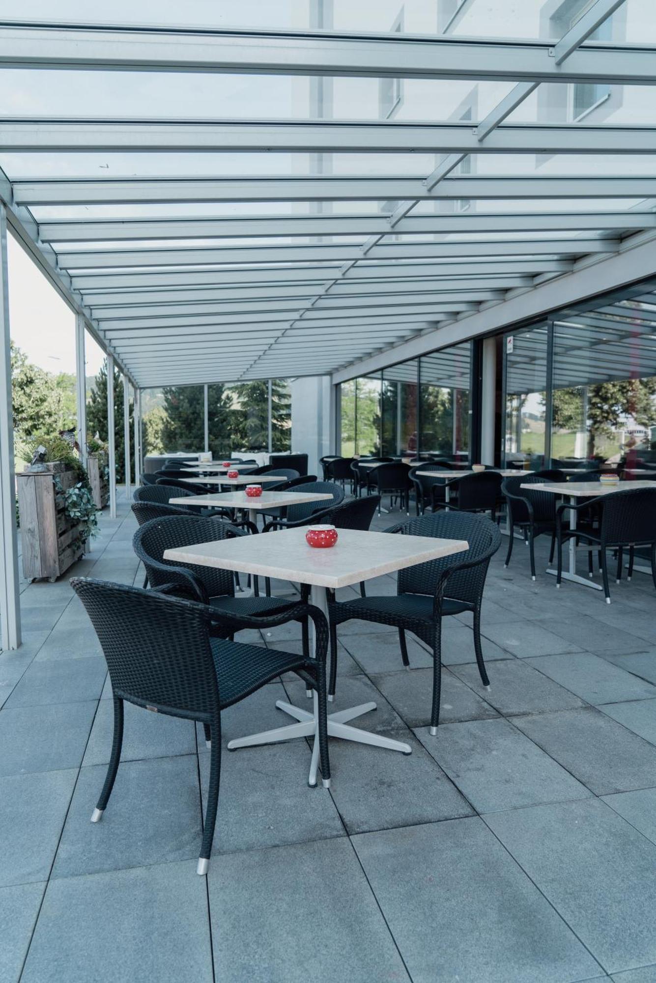 Ibis Bulle - La Gruyere Swiss Bike Hotel Exterior photo