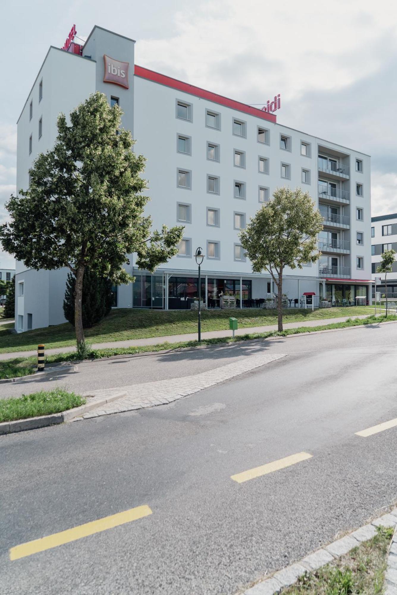 Ibis Bulle - La Gruyere Swiss Bike Hotel Exterior photo
