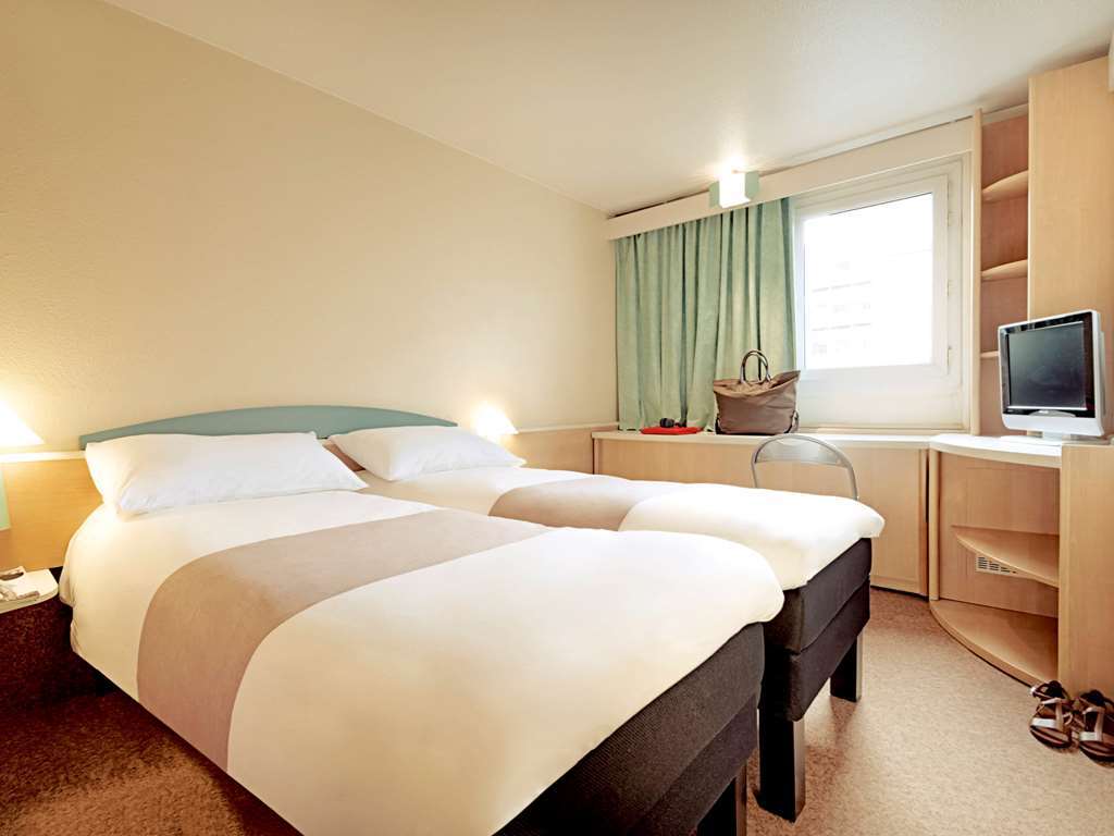 Ibis Bulle - La Gruyere Swiss Bike Hotel Room photo